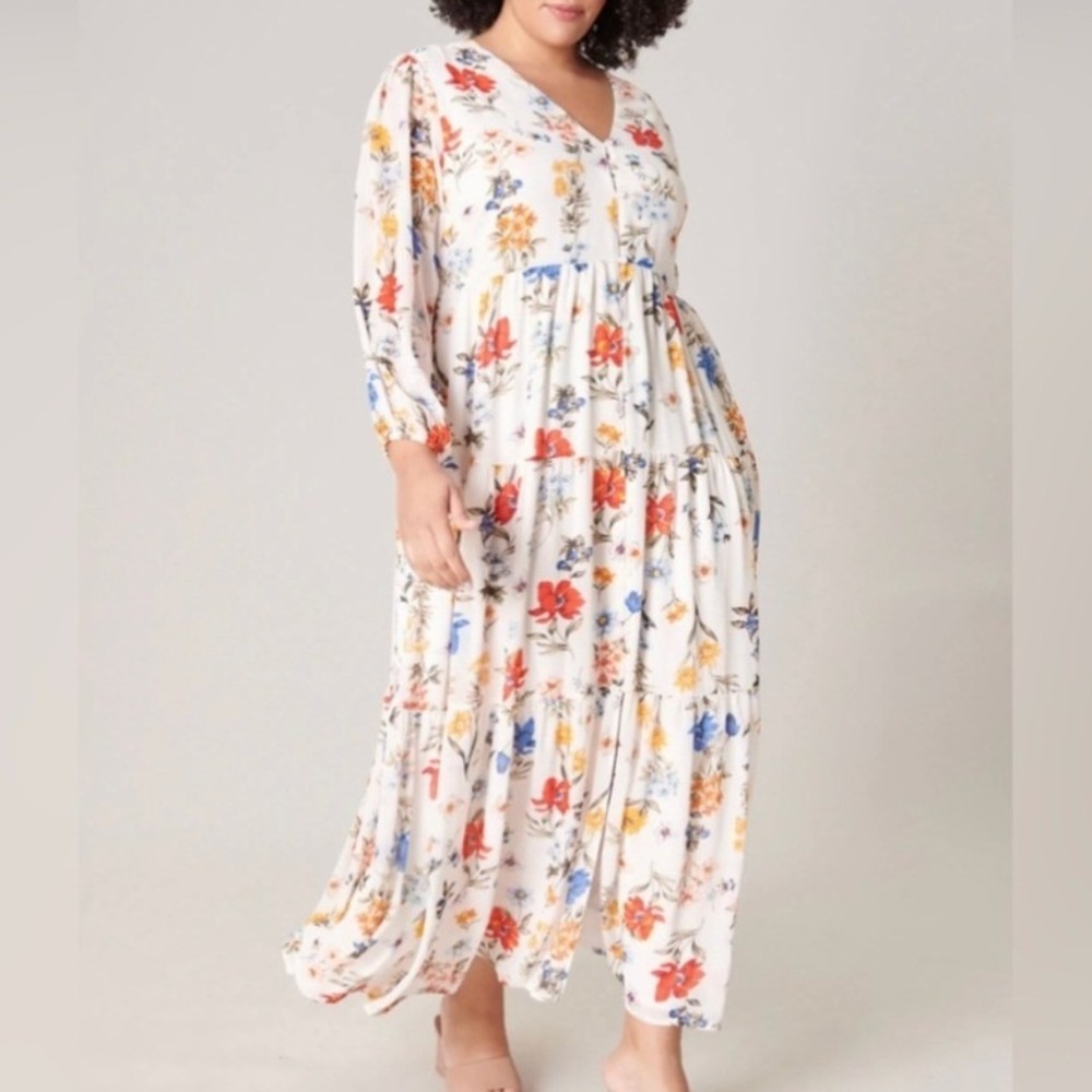 Sugar Lips Floral Maxi Dress Medium White Multi‎ Excellent Tiered Boho V-Neck